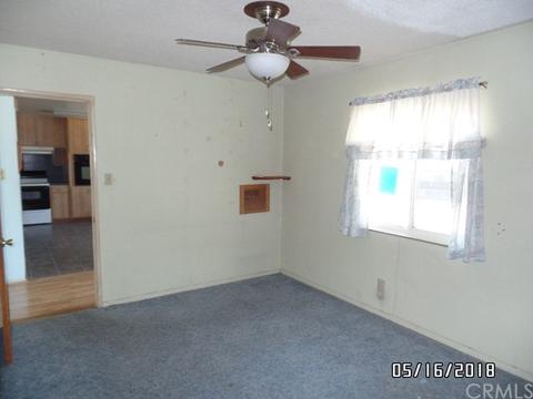 8321 Wells Ave, Riverside, CA 92503 photo 11