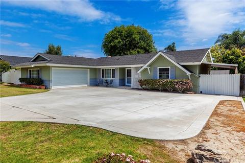 912 Lantana Ave, Brea, CA 92821 photo 2