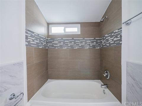 365 W E St, Colton, CA 92324 photo 12