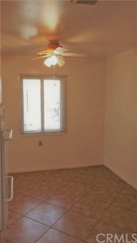 19010 Manila St, Bloomington, CA 92316 photo 4