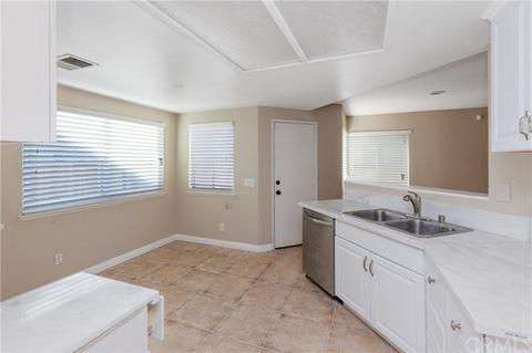 1482 Keepsake Ln, Perris, CA 92571 photo 9