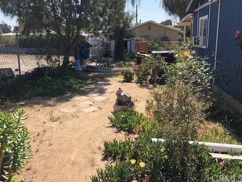 18140 Carroll St, Perris, CA 92570 photo 2