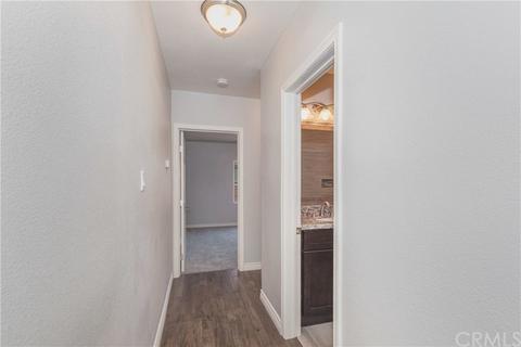 2210 Easy Ave, Long Beach, CA 90810 photo 24