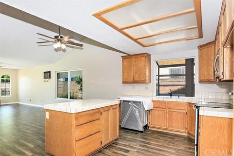2826 E Walnut St, Ontario, CA 91761 photo 6