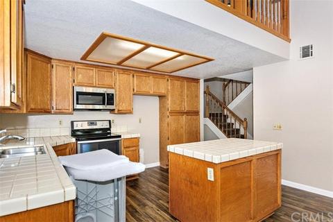 2826 E Walnut St, Ontario, CA 91761 photo 8