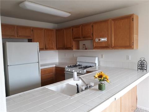 7090 Catawba Dr, Fontana, CA 92336 photo 20