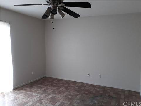 7090 Catawba Dr, Fontana, CA 92336 photo 13