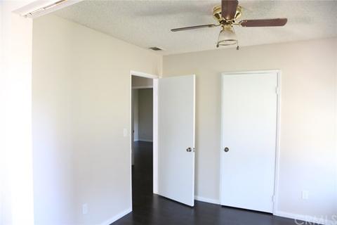 1255 Hampton Cir, Corona, CA 92882 photo 3