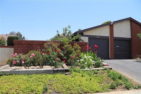 1255 Hampton Cir, Corona, CA 92882 photo 1