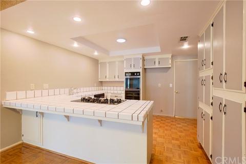 6855 Rycroft Dr, Riverside, CA 92506 photo 5