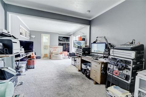 7789 California Ave, Riverside, CA 92504 photo 11