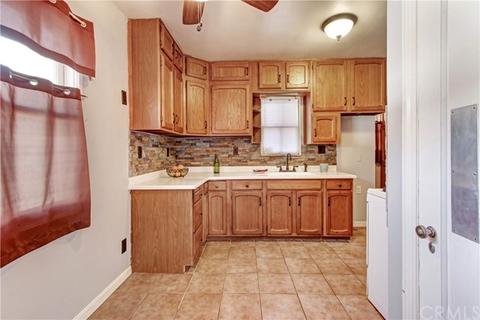 3514 Spruce St, Riverside, CA 92501 photo 9
