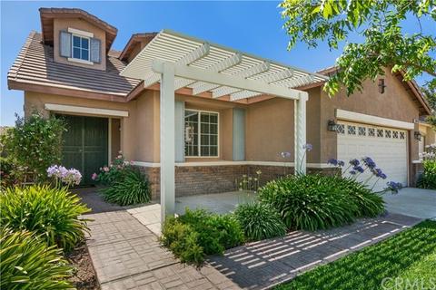 6936 Abigail Ln, Fontana, CA 92336 photo 4