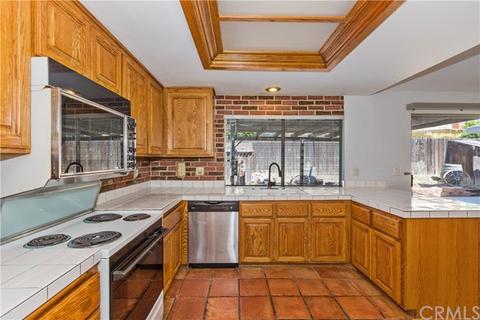 13586 Preciado Ave, Chino, CA 91710 photo 8