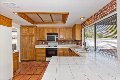 13586 Preciado Ave, Chino, CA 91710 photo 9
