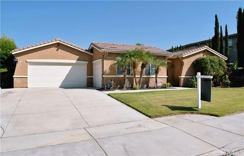 7862 Santa Angela St, Highland, CA 92346 photo 2
