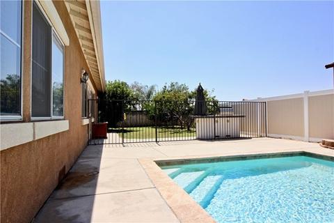 7862 Santa Angela St, Highland, CA 92346 photo 9