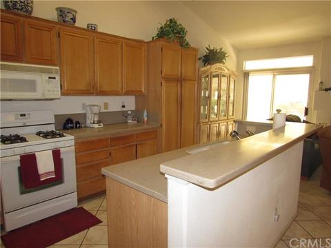1052 Shadow Crest Cir, Corona, CA 92881 photo 4