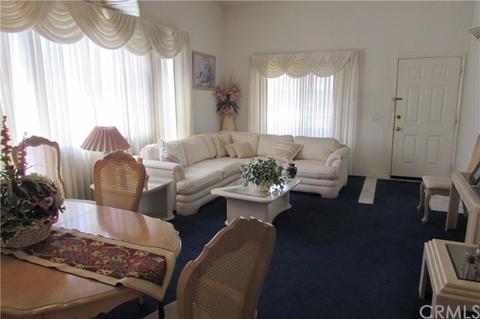 1052 Shadow Crest Cir, Corona, CA 92881 photo 3