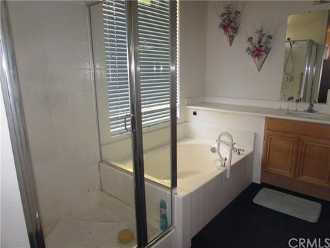 1052 Shadow Crest Cir, Corona, CA 92881 photo 17