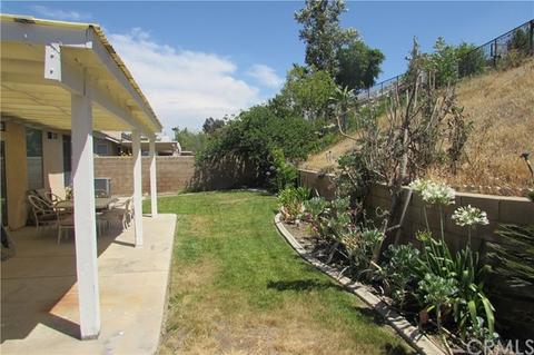 1052 Shadow Crest Cir, Corona, CA 92881 photo 18