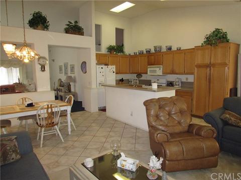 1052 Shadow Crest Cir, Corona, CA 92881 photo 6