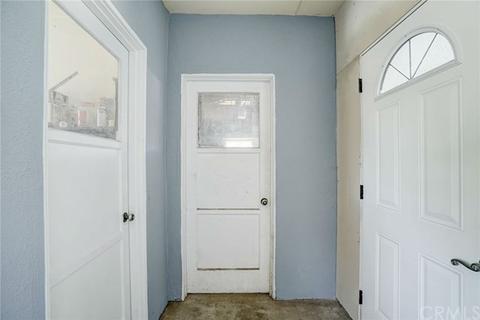 4692 Edgewood Pl, Riverside, CA 92506 photo 19