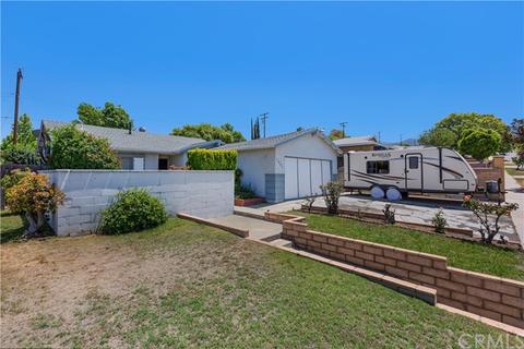 1951 Longview Dr, Corona, CA 92882 photo 2