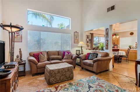 997 Forester Dr, Corona, CA 92880 photo 3