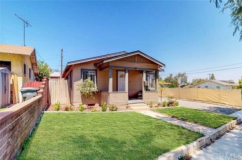 422 E Grand Blvd, Corona, CA 92879 photo 2