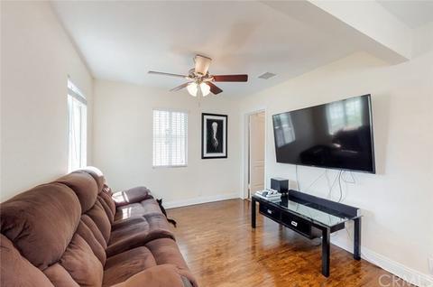 422 E Grand Blvd, Corona, CA 92879 photo 4