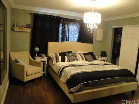 565 E Valencia St, Rialto, CA 92376 photo 9