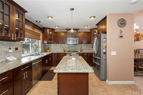 871 Viewpointe Ln, Corona, CA 92881 photo 11