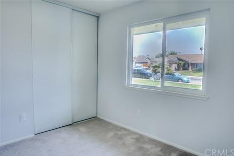 10715 Hollenbeck Dr, Riverside, CA 92505 photo 16
