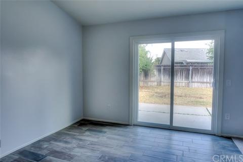 10715 Hollenbeck Dr, Riverside, CA 92505 photo 4