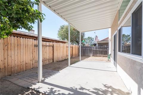 1937 Sandpiper Way, Perris, CA 92571 photo 4