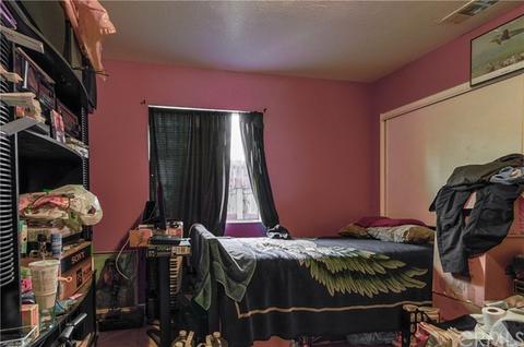 15393 Tobarra Rd, Fontana, CA 92337 photo 12