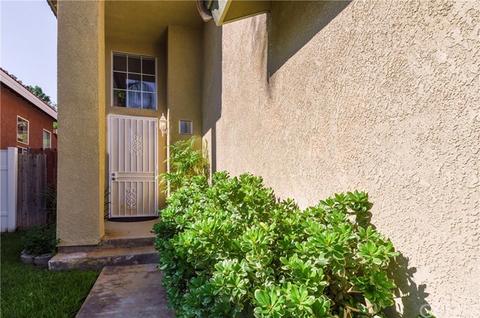 15393 Tobarra Rd, Fontana, CA 92337 photo 3