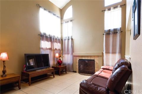 15393 Tobarra Rd, Fontana, CA 92337 photo 5