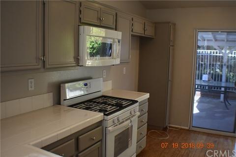 520 Brookhaven Dr, Corona, CA 92879 photo 10