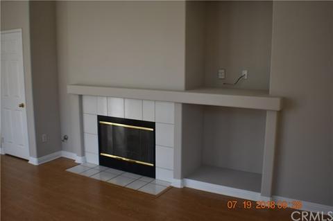520 Brookhaven Dr, Corona, CA 92879 photo 4