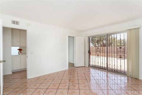 893 Monarch Dr, Corona, CA 92879 photo 17