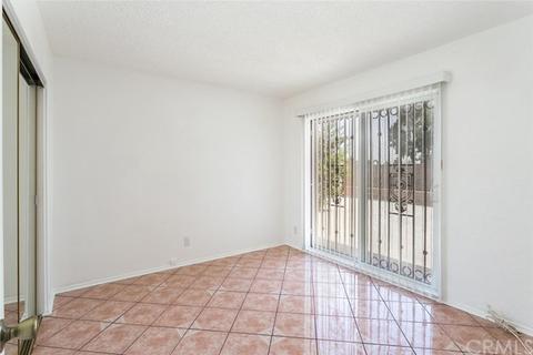 893 Monarch Dr, Corona, CA 92879 photo 14