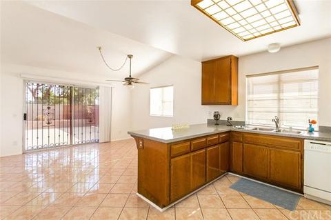 893 Monarch Dr, Corona, CA 92879 photo 8