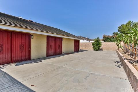 893 Monarch Dr, Corona, CA 92879 photo 22