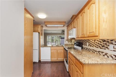 4697 Maxwell Ct, Riverside, CA 92501 photo 4