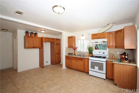 939 Cedar St, Corona, CA 92879 photo 5