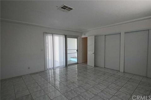 939 Cedar St, Corona, CA 92879 photo 11