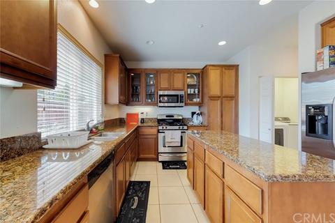 4030 Cey Ct, Riverside, CA 92501 photo 2