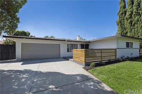 350 E Citron St, Corona, CA 92879 photo 2